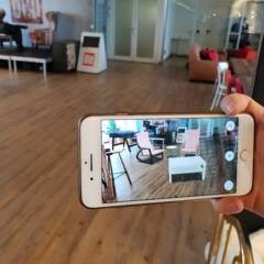 Ikea Place App in Aktion mit Platzierung von Möbeln via Augmented Reality
